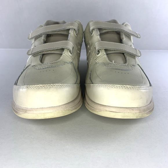 New Balance 577 Mens Walking Shoes Sz 8.5 Beige Orthopedic‎ Comfort Dad Norm main image 11